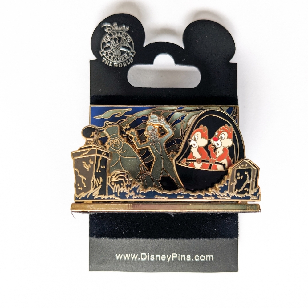 Disney Diorama Pin Haunted Mansion Chip + Dale 2007